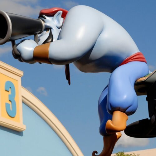 Genie in Toon Studio Blauwe geest uit de lamp, met filmattribuut in Toon Studio