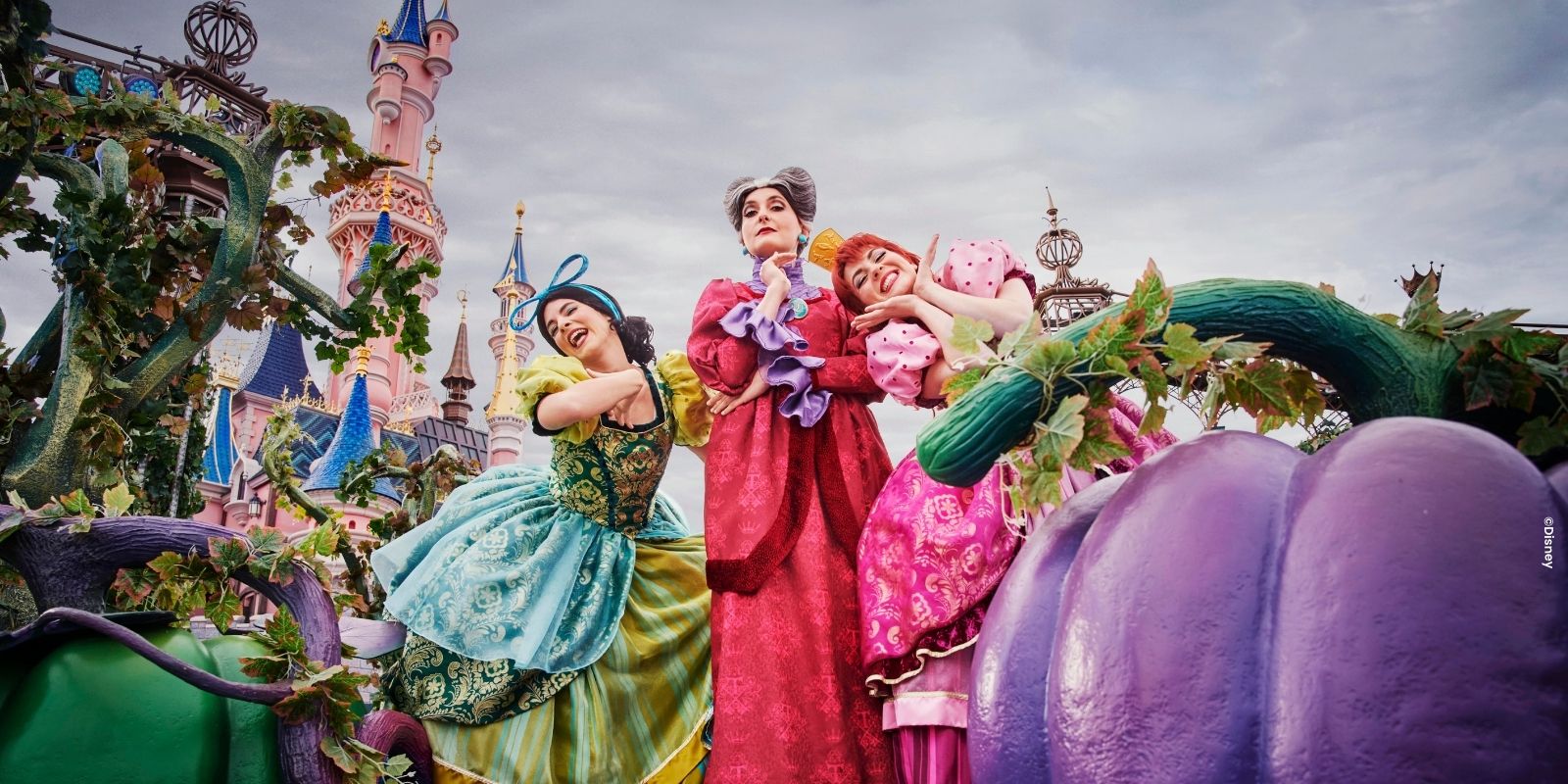 Disney Prinsessen in Halloween kostuum en pompoenen