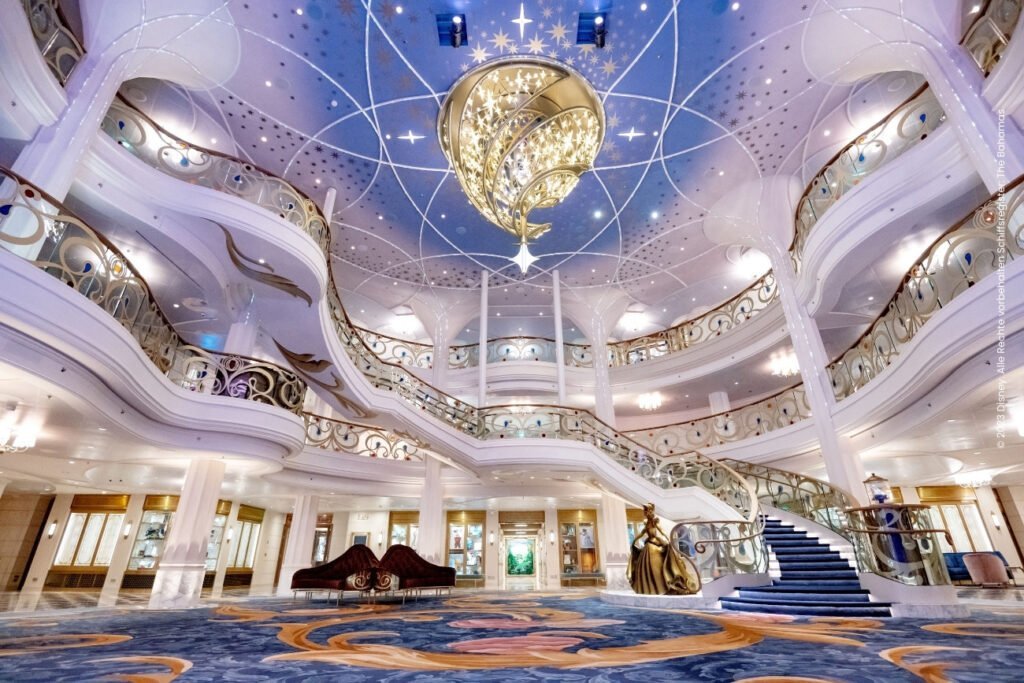 Lobby Disney Wish