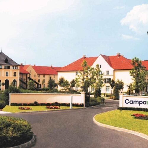 Campanile Hotel Buitenkant van het Disneyland Paris Partner Hotel Campanile