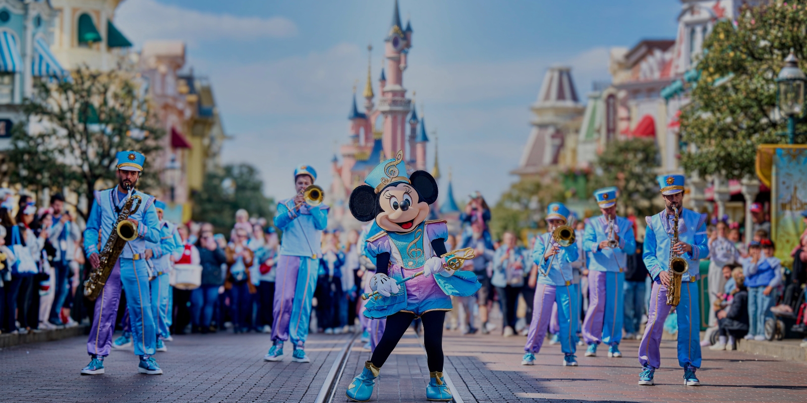 Shows en parades in Disneyland Paris